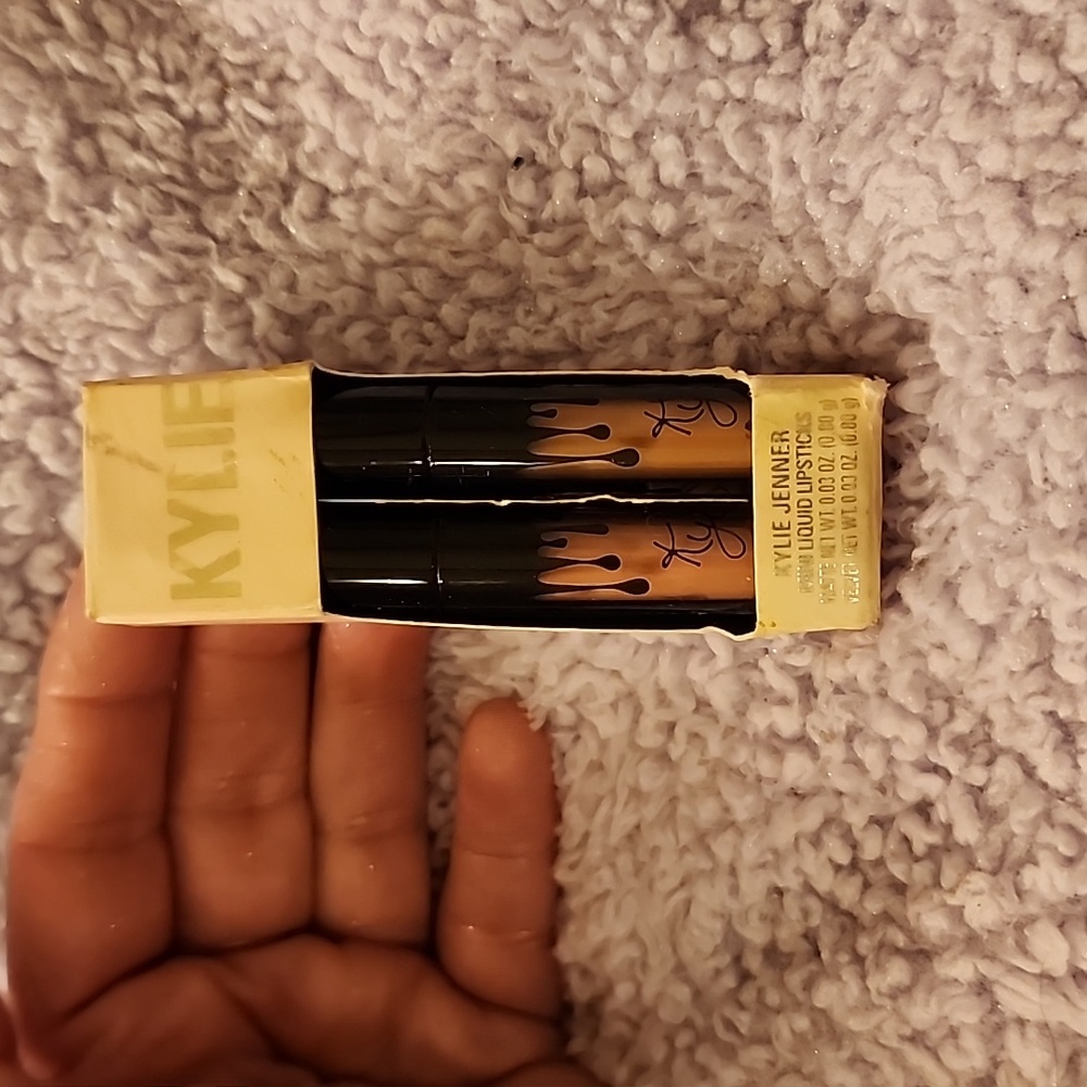 KYLIE JENNER MINI LIPSTICKS